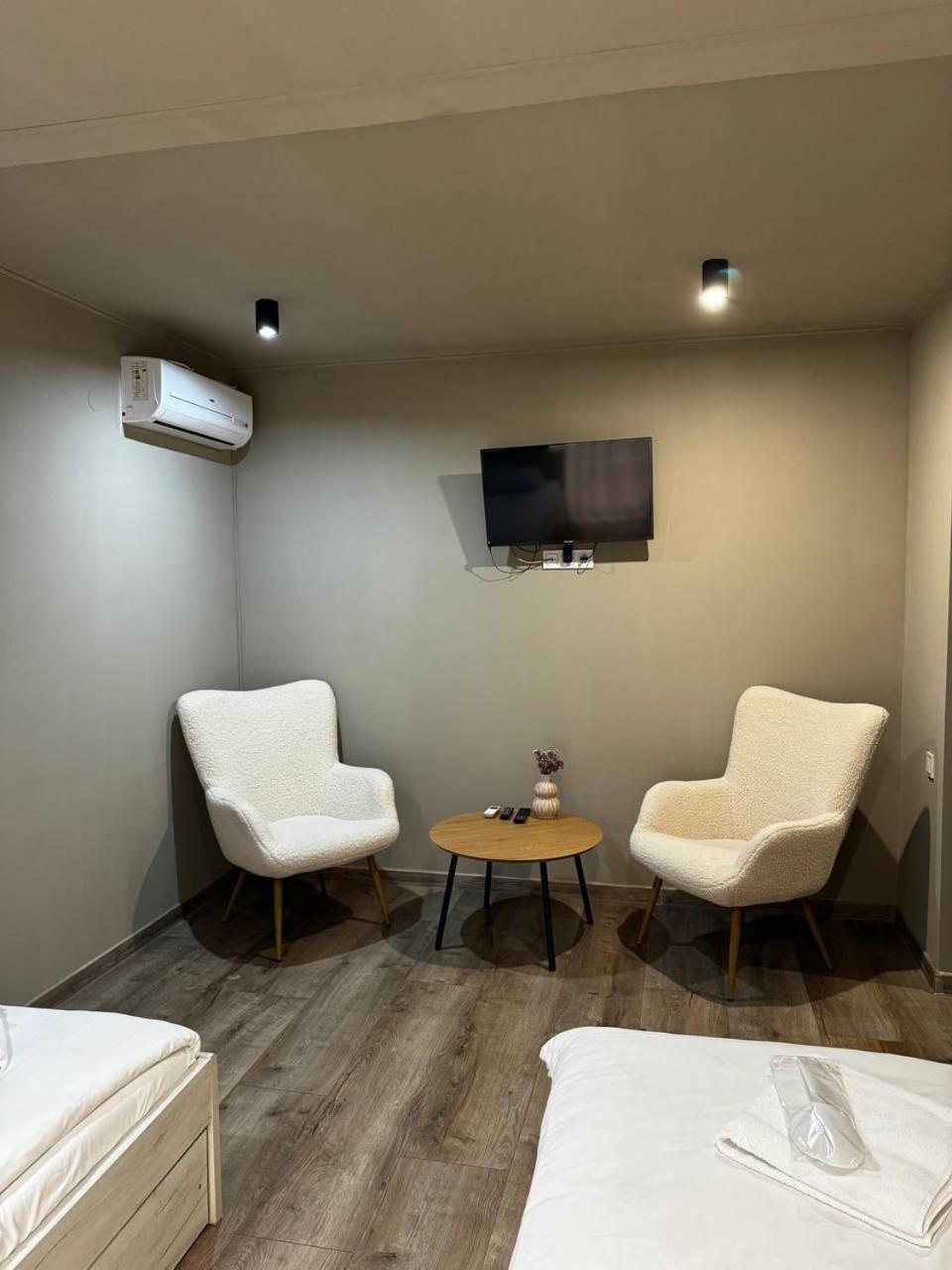 切尔诺夫策 Orlyne Gnizdo酒店 客房 照片